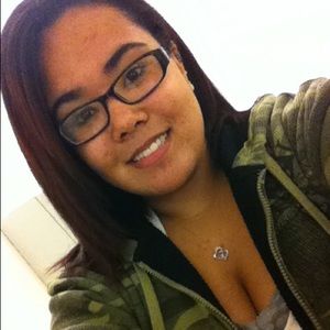 Meet your Posher, Lexi