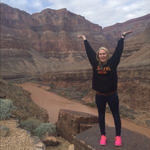 Meet your Posher, Ashley