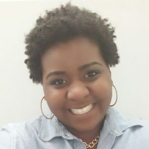 Meet your Posher, Cynthia