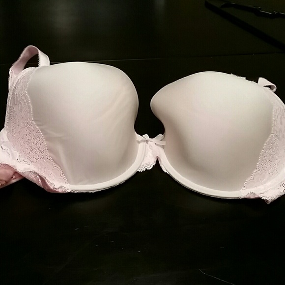 Victoria's Secret white with pink lace bra