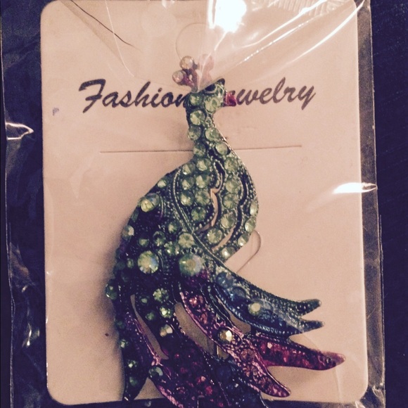 Colorful Peacock brooch