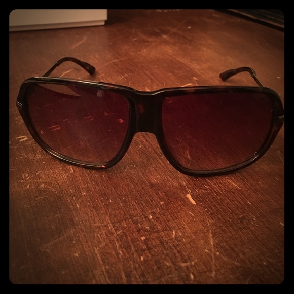 French connection sunglasses - Picture 1 of 4