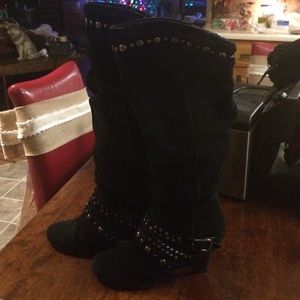 Beautiful Naughty Monkey boots size 9