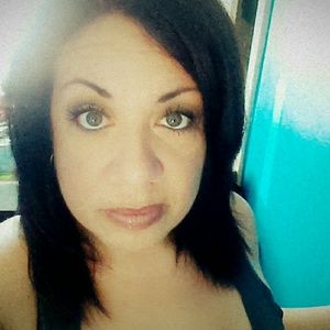 Meet your Posher, Yvette