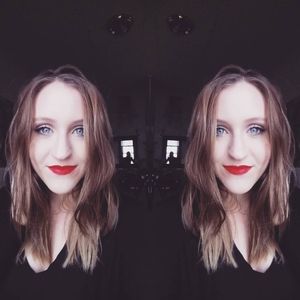 Meet your Posher, Courtney