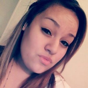 Meet your Posher, Kassandra