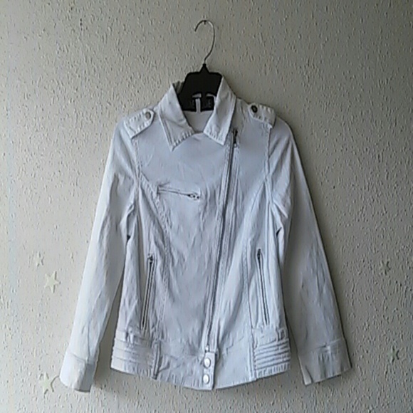 Love Culture White Moto Jean Jacket Size S