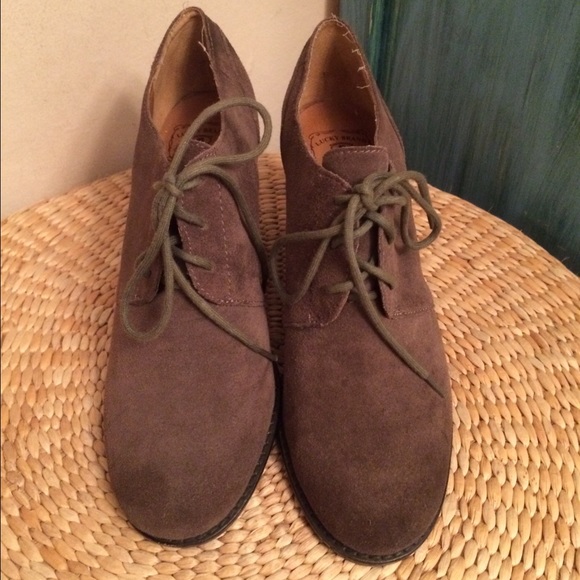Lucky Brand brown suede booties - Picture 2 of 4
