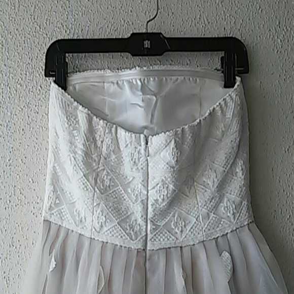 Minuet Strapless Cream Dress, Sz S - Picture 4 of 4