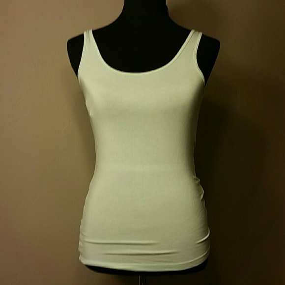 Basic Light Aqua Tank