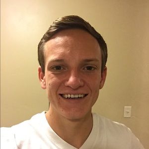 Meet your Posher, Casey