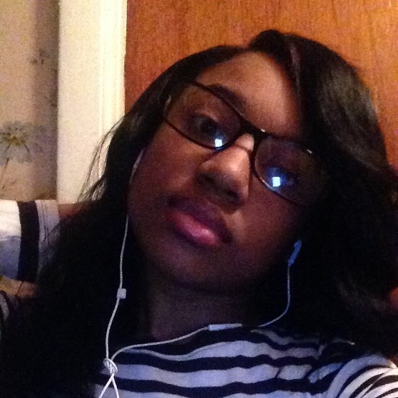 Meet your Posher, Paige