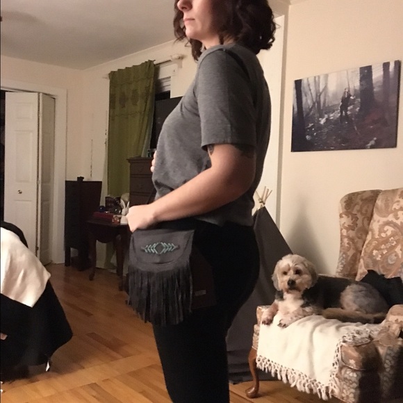 Fringed Festival Purse w/pockets & Card holder - Picture 4 of 4