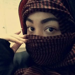 Meet your Posher, Kamalah