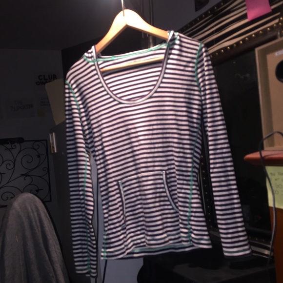Eddie Bauer Long Sleeve thin sweater