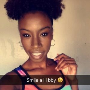 Meet your Posher, Eissua