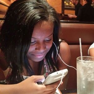 Meet your Posher, Nakia