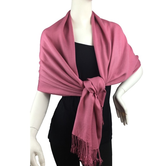 Black only Pashmina Style Scarf new with tags - Picture 4 of 6