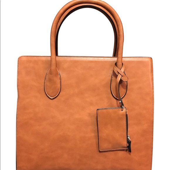 Large Structured Handbag Camel Holds iPad/tablet - Picture 8 of 8