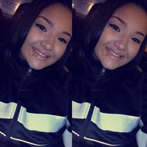 Meet your Posher, Thalia