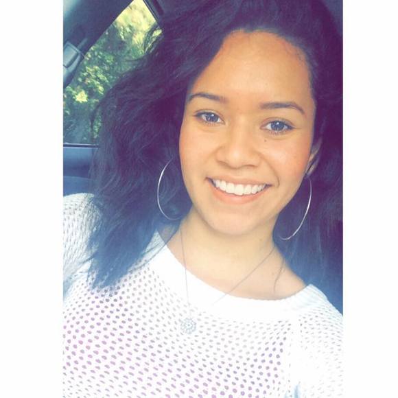 Meet your Posher, Cielita