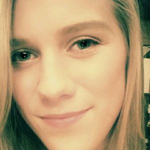 Meet your Posher, Lexi