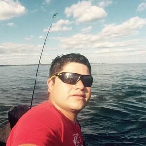 Meet your Posher, Luis