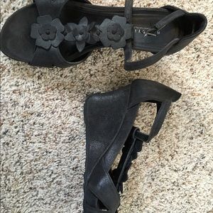 Kenneth Cole Reaction Wedges Sz 7.5