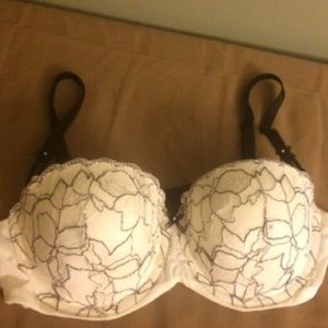 Victoria secret bra