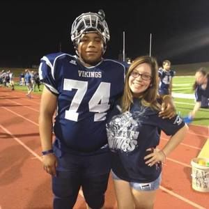 Meet your Posher, Derrick