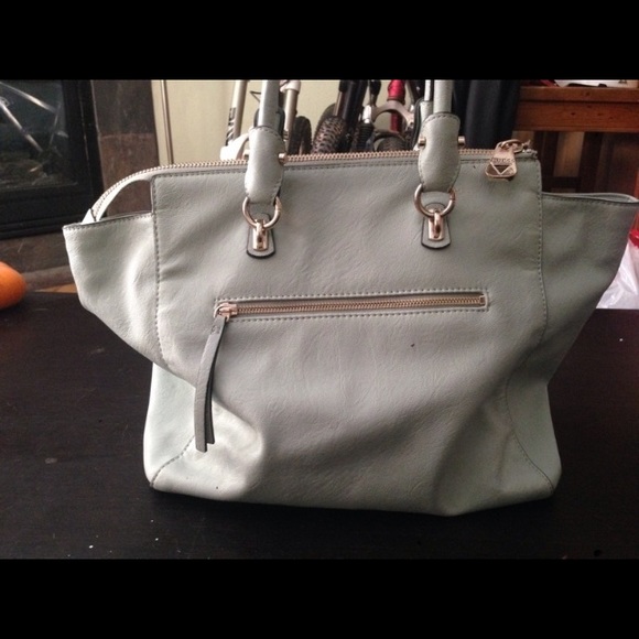 Guess royal rocker carryall - Picture 2 of 3