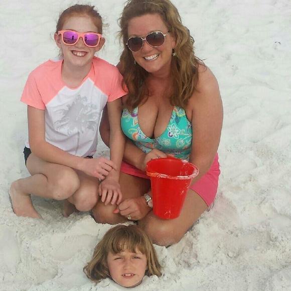 Meet your Posher, Julie