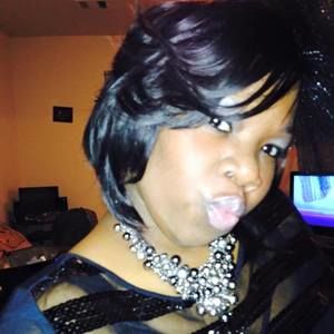 Meet your Posher, Monique