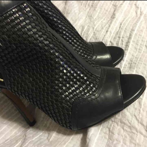 ‼SOLD‼ Pour La Victoire Sandal Booties - Picture 3 of 4