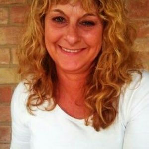 Meet your Posher, Polly