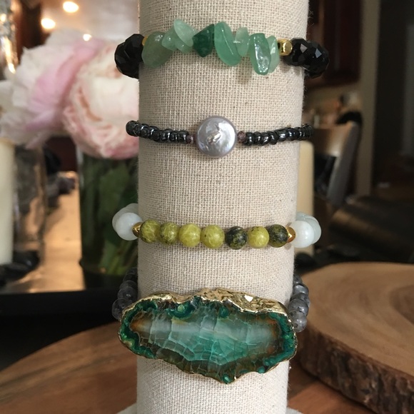 💜bundled Semi precious stone stacked bracelets - Picture 4 of 4