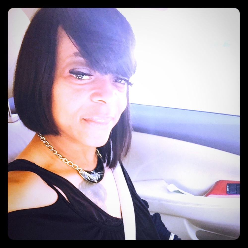 Meet your Posher, Felecia