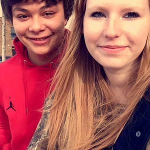 Meet your Posher, Devin