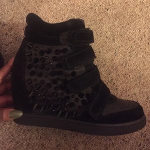 Aldo Graziana sneaker wedges