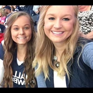 Meet your Posher, Alyssa