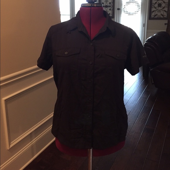 Columbia omni shade women's XL shirt