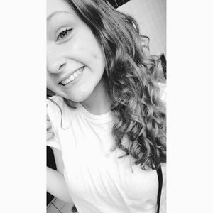 Meet your Posher, Casey