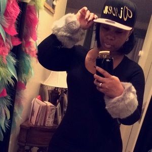 🎀FashionAccessory🎀FurWristlets