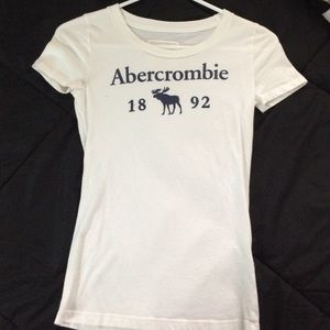 Abercrombie tee