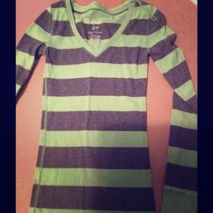 Aéropostale shirt