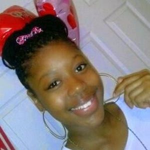 Meet your Posher, Ayisha