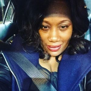 Meet your Posher, Deshonna