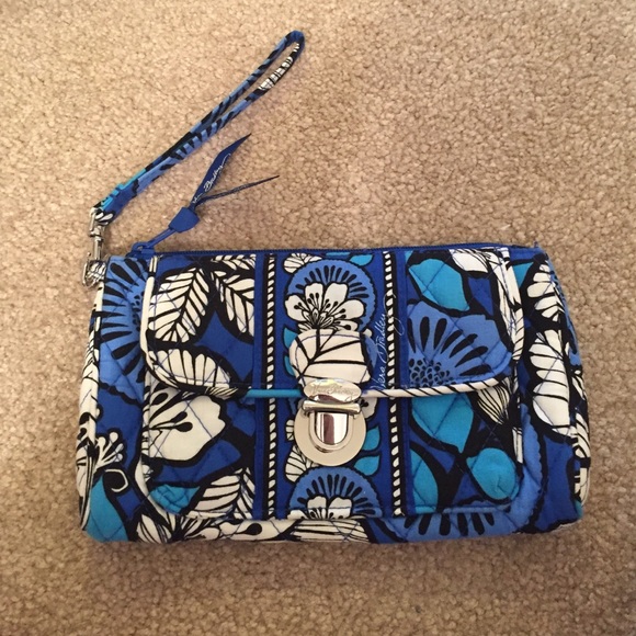Ver Bradley wristlet