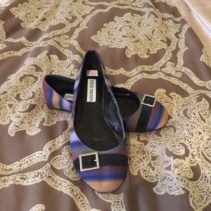 Steven Madden multi color flats.