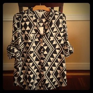 Black & white Aztec print long or 3/4 sleeve